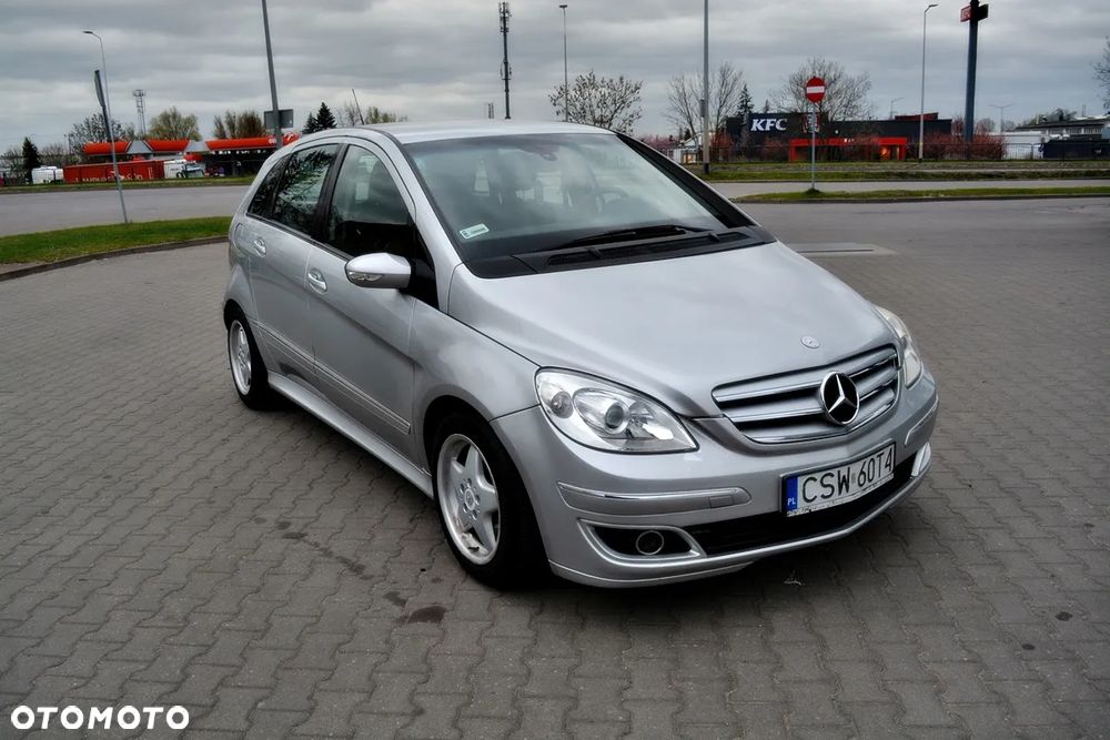 Mercedes-Benz Klasa B 180 CDI DPF Special Edition - 2