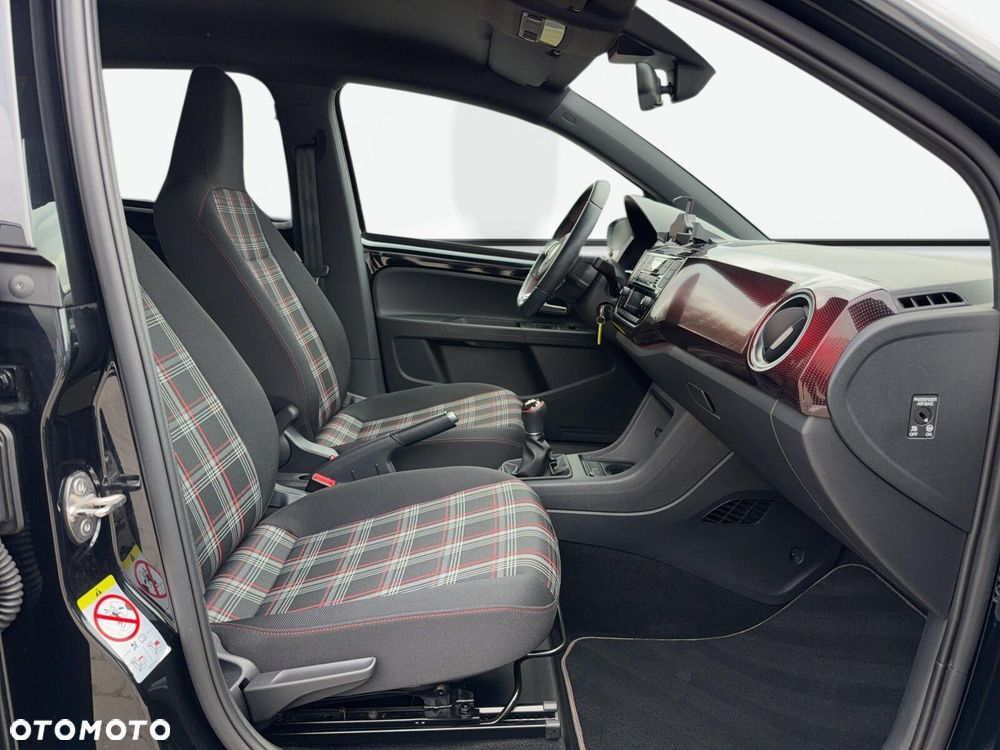 Volkswagen up! 1.0 TSI GTI - 14