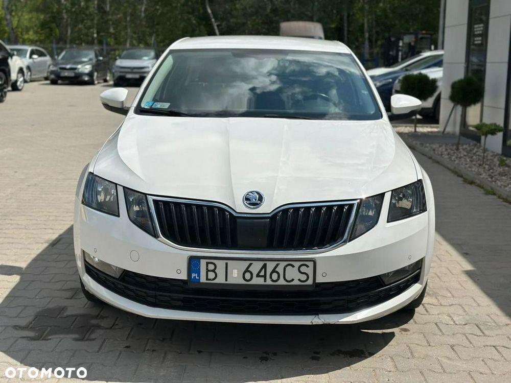 Skoda Octavia - 2