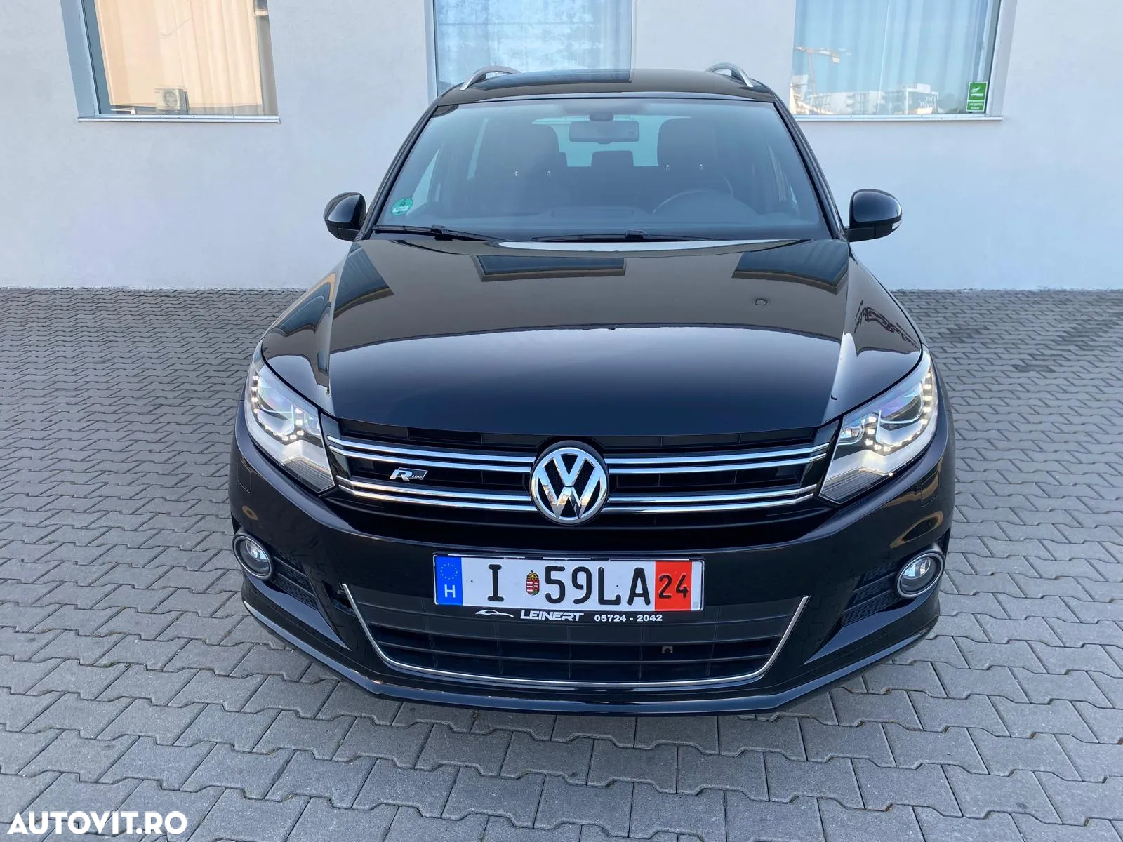 Volkswagen Tiguan - 4