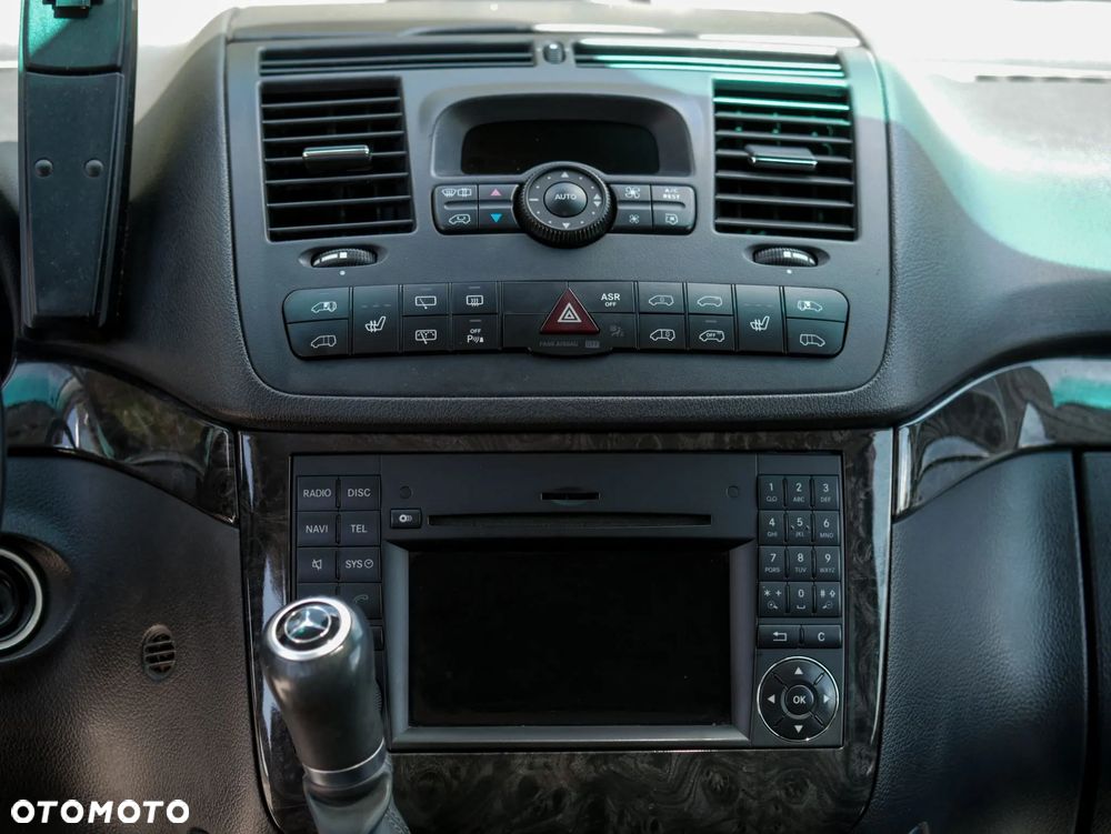 Mercedes-Benz Viano - 20