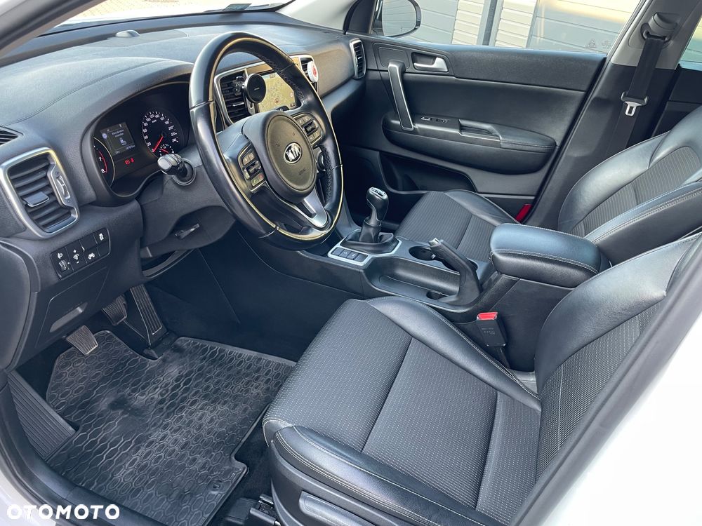 Kia Sportage 1.6 GDI L 2WD - 8