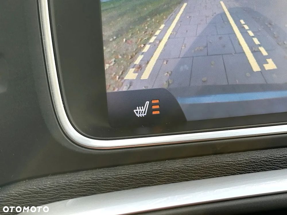 Volvo V40 D3 Momentum - 23