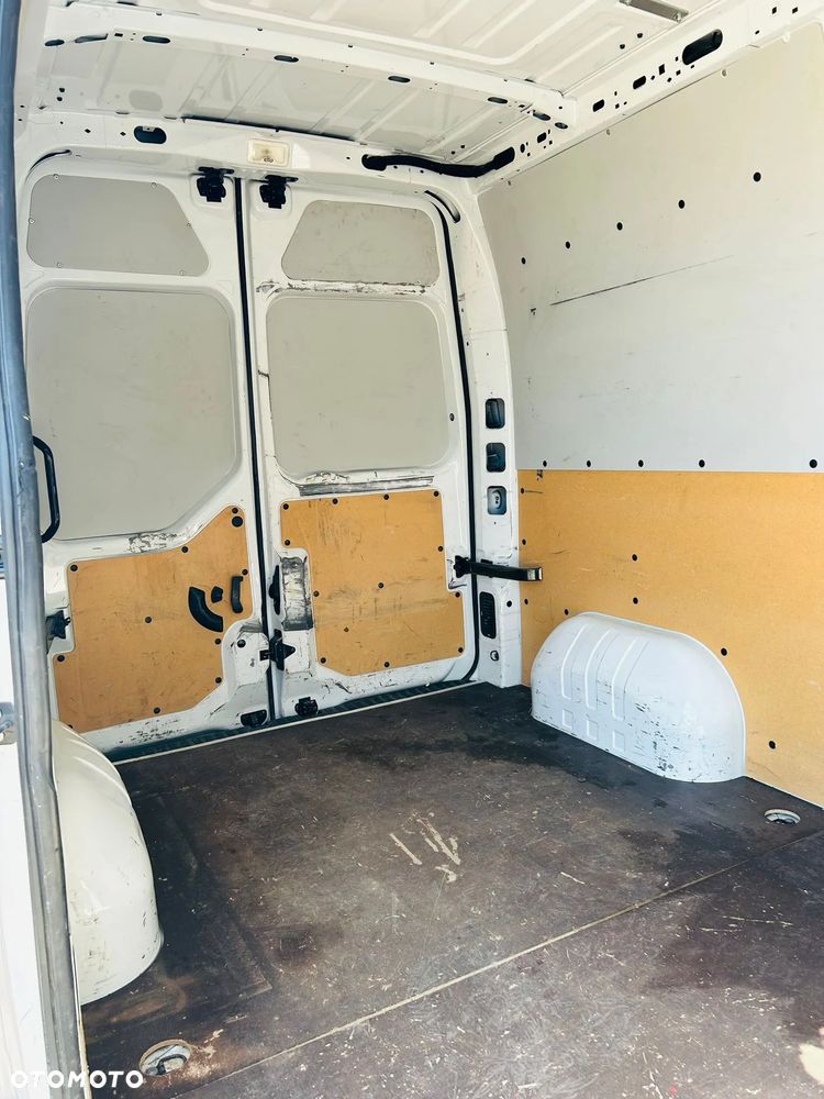 Renault Master - 18