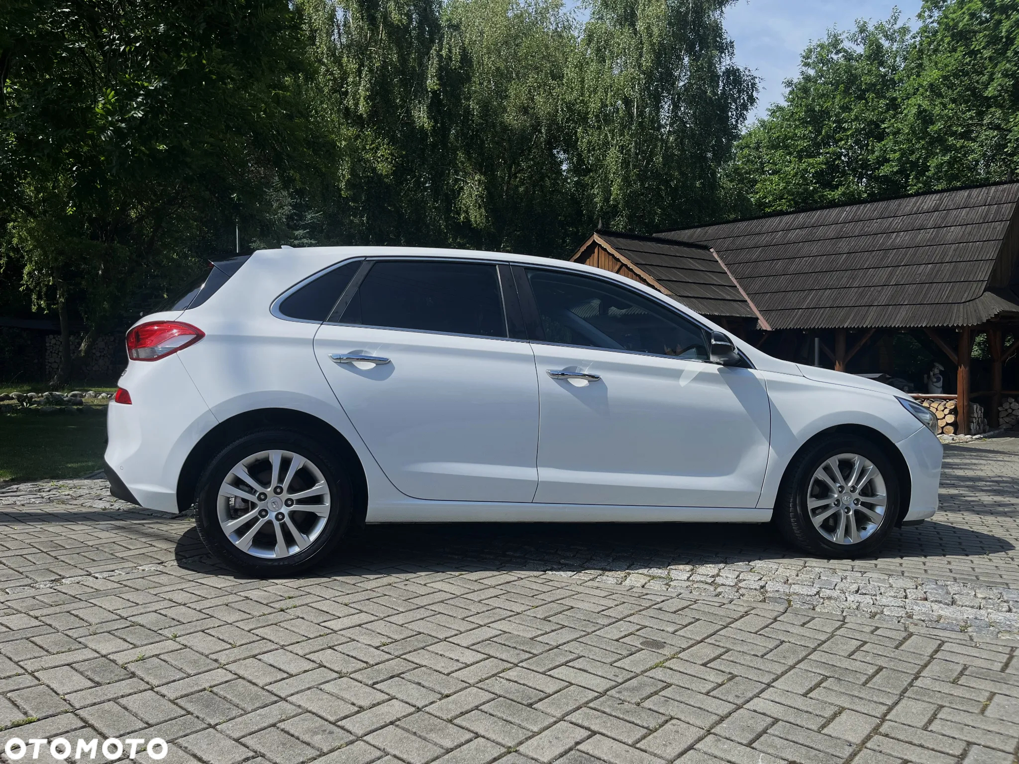 Hyundai i30 1.6 CRDi BlueDrive Premium - 4
