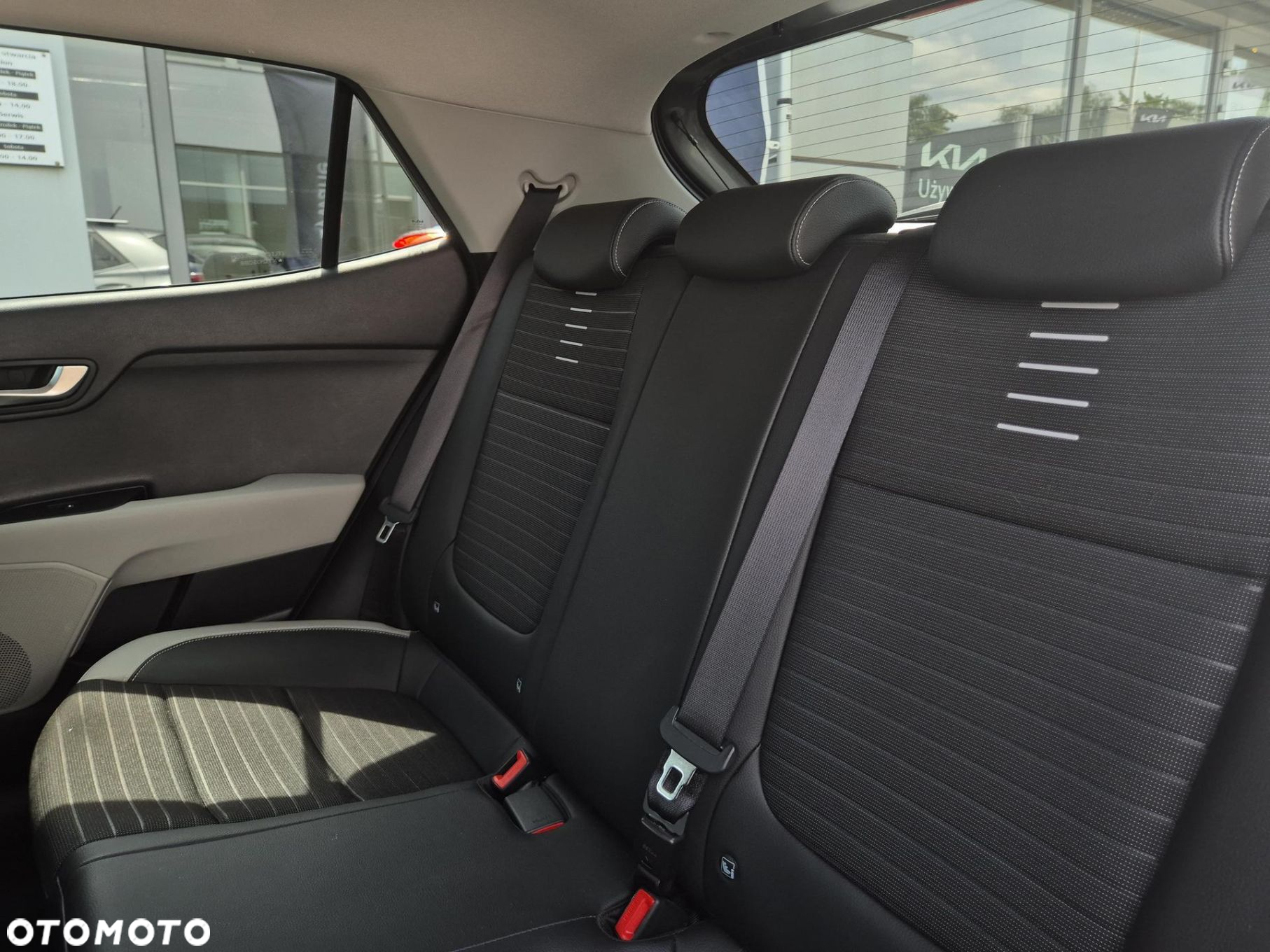 Kia Stonic - 16