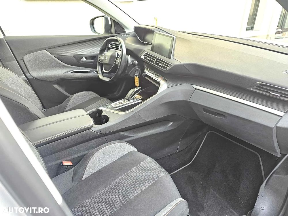 Peugeot 3008 1.5 BlueHDI 130 EAT8 Allure Pack - 15