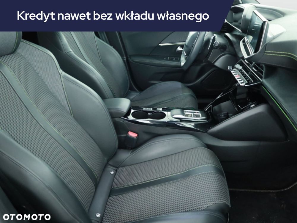 Peugeot 2008 - 11