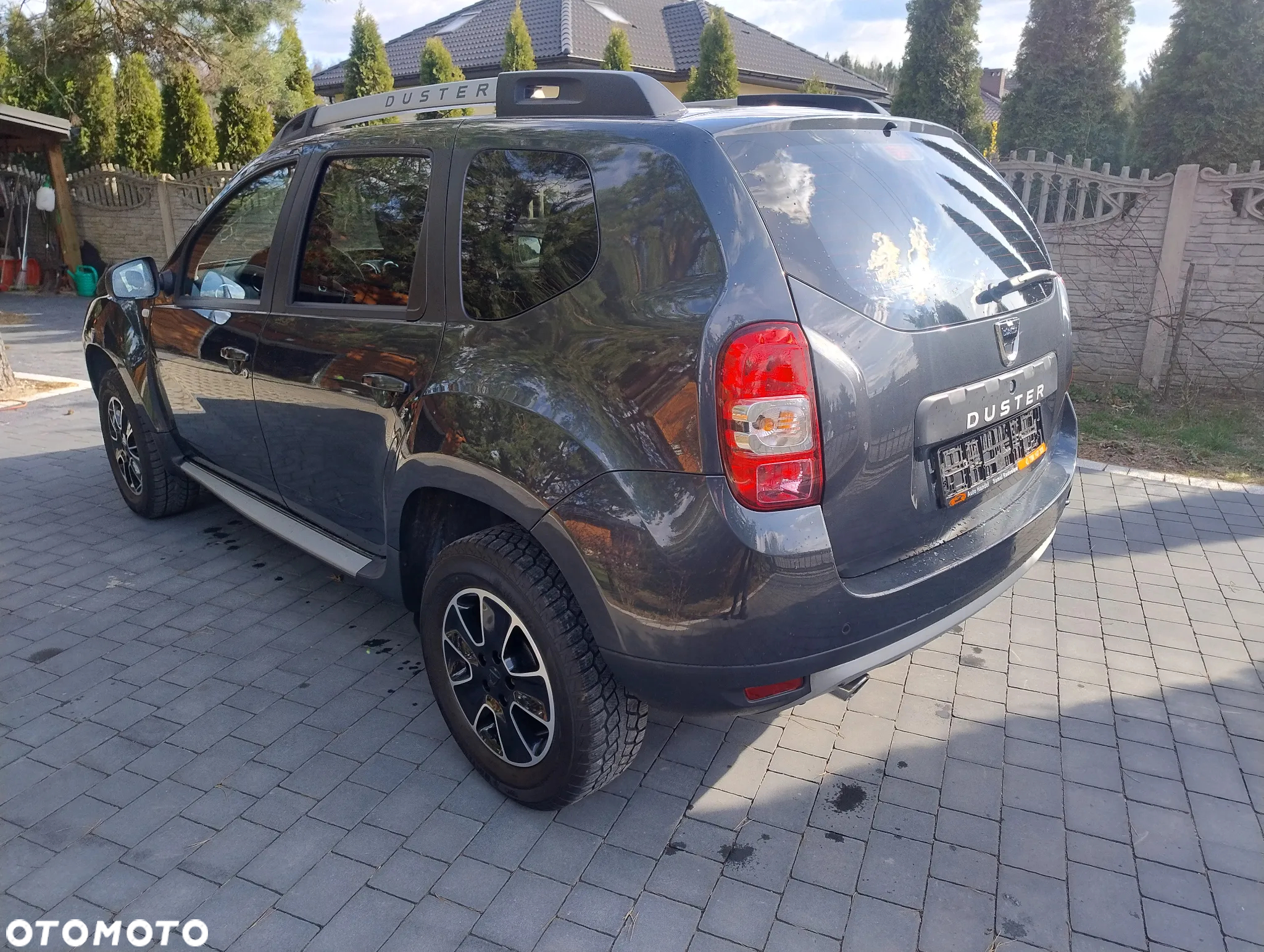 Dacia Duster 1.2 TCe Laureate S&S EU6 - 7