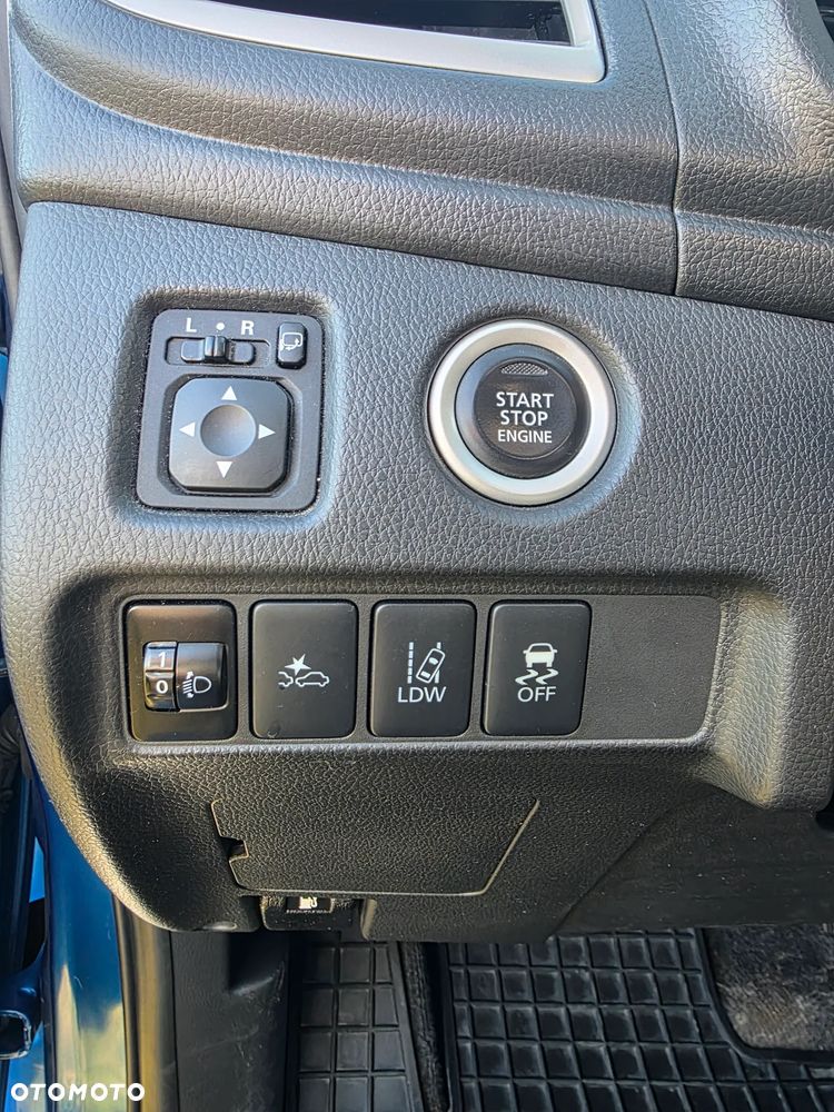 Mitsubishi L200 2.2 d DC Stark Basic - 31