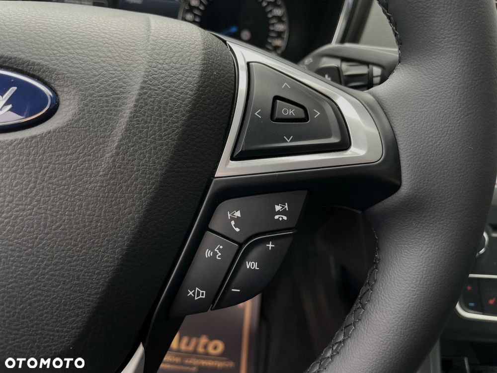 Ford Mondeo 2.0 EcoBlue Titanium - 25