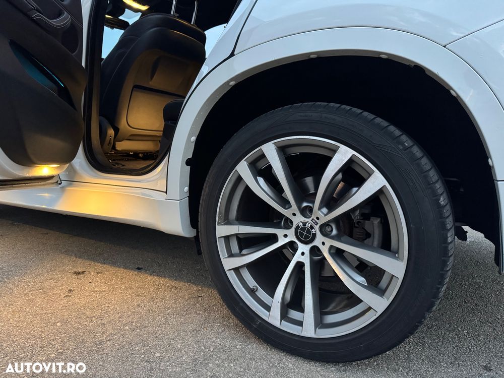 BMW X6 xDrive30d - 15