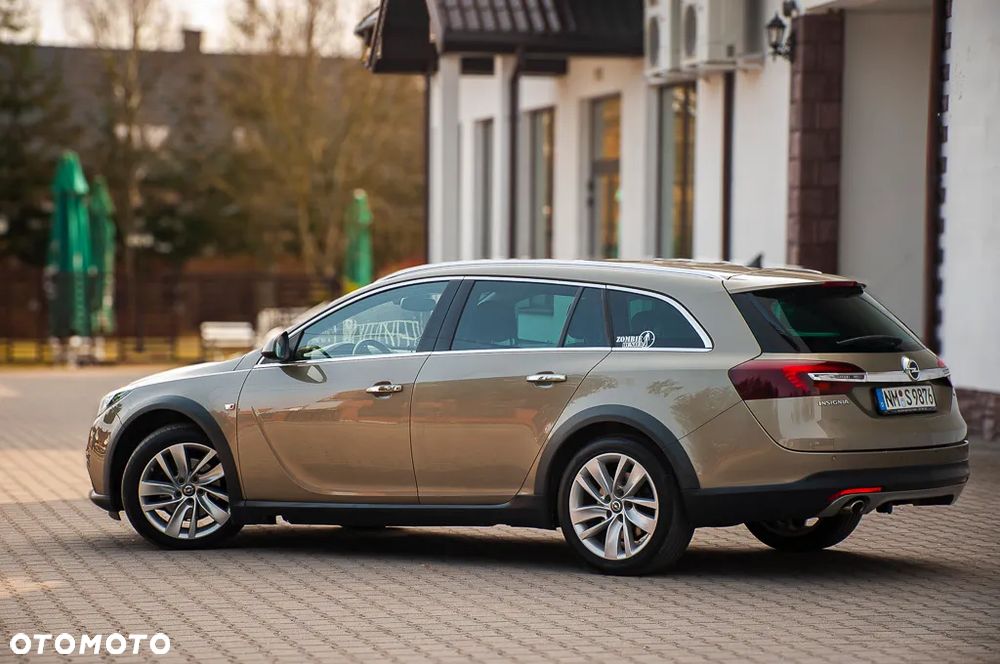 Opel Insignia - 10