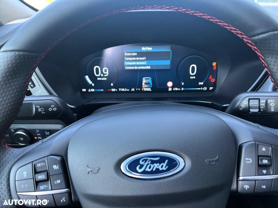 Ford Kuga - 13