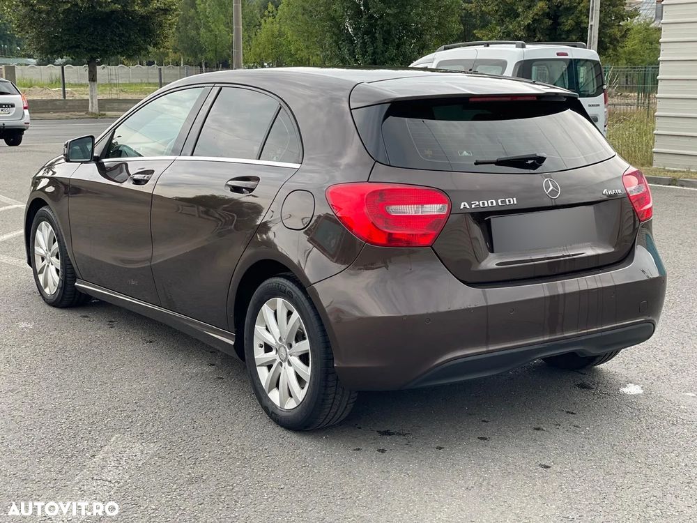 Mercedes-Benz A 200 CDI 4MATIC Aut. - 19