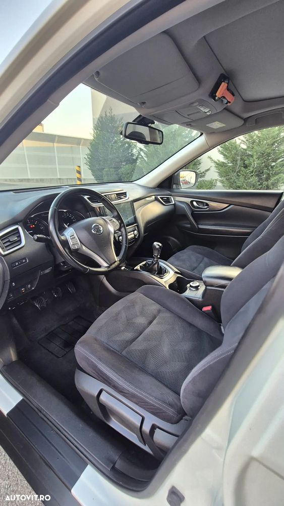 Nissan X-Trail 1.6 dCi ALL-MODE 4x4i N-Connecta - 13