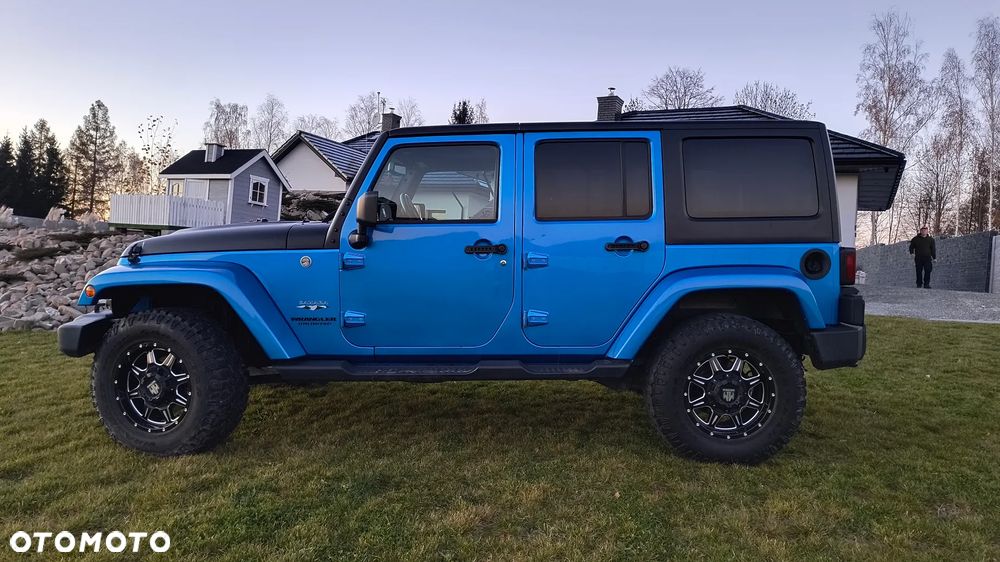Jeep Wrangler - 2