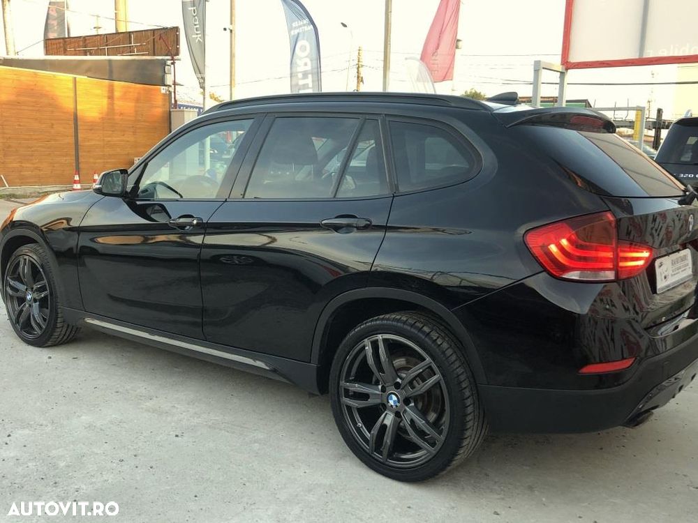 BMW X1 xDrive18d Aut. Sport Line - 10