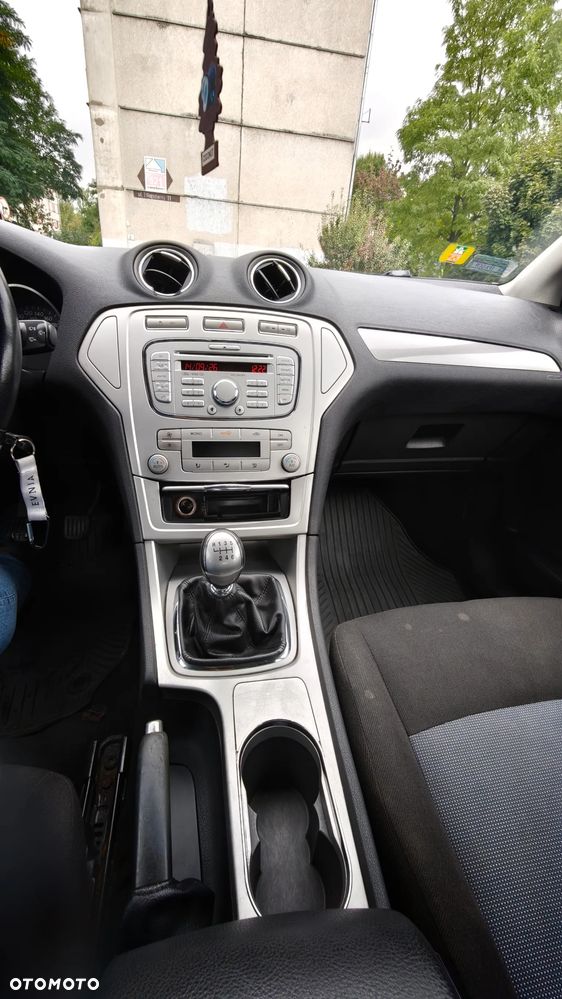 Ford Mondeo 1.8 TDCi Trend - 8