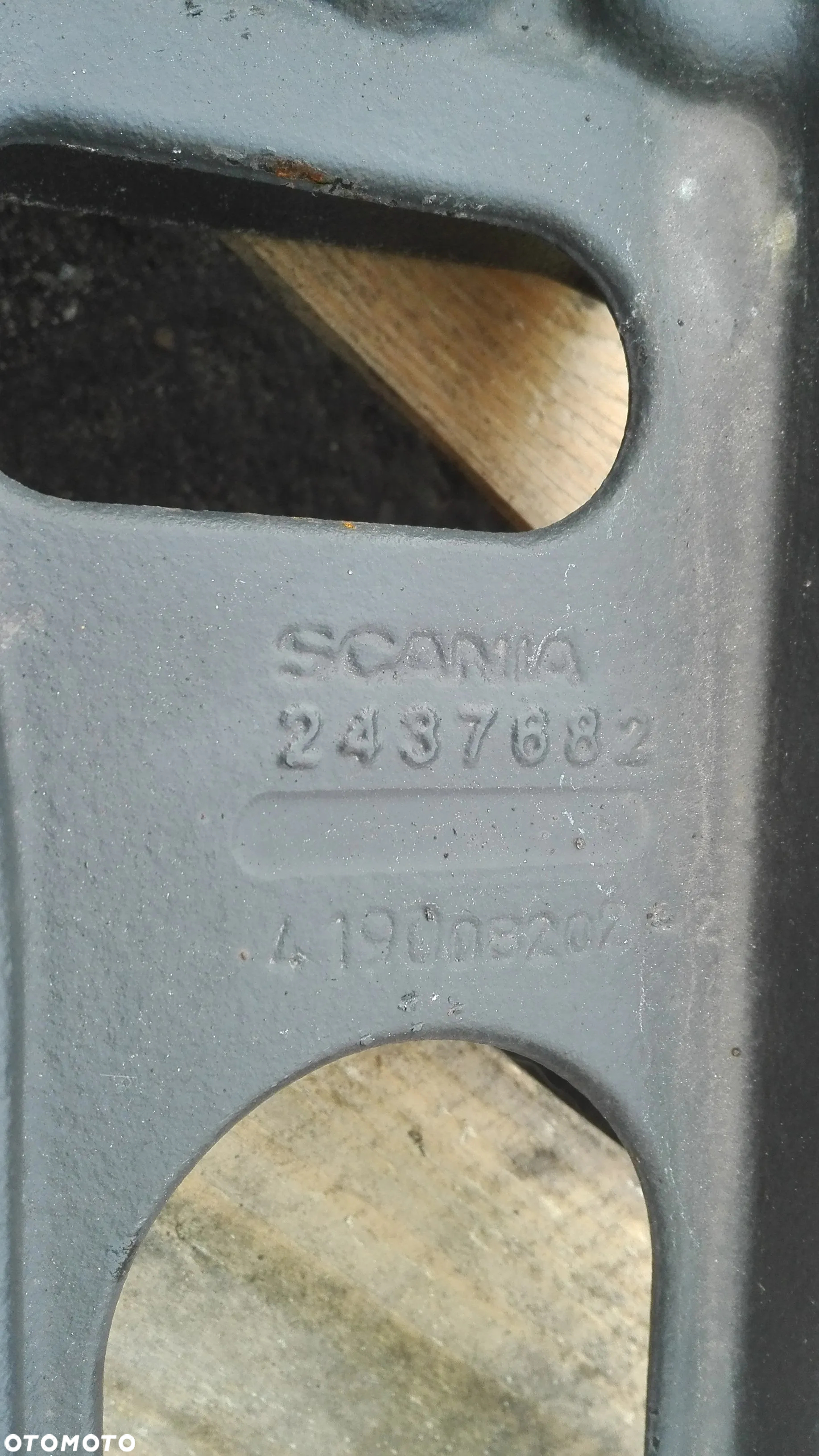 BELKA MOCOWANIE SKRZYNI BIEGÓW SCANIA E6 2437682 - 2