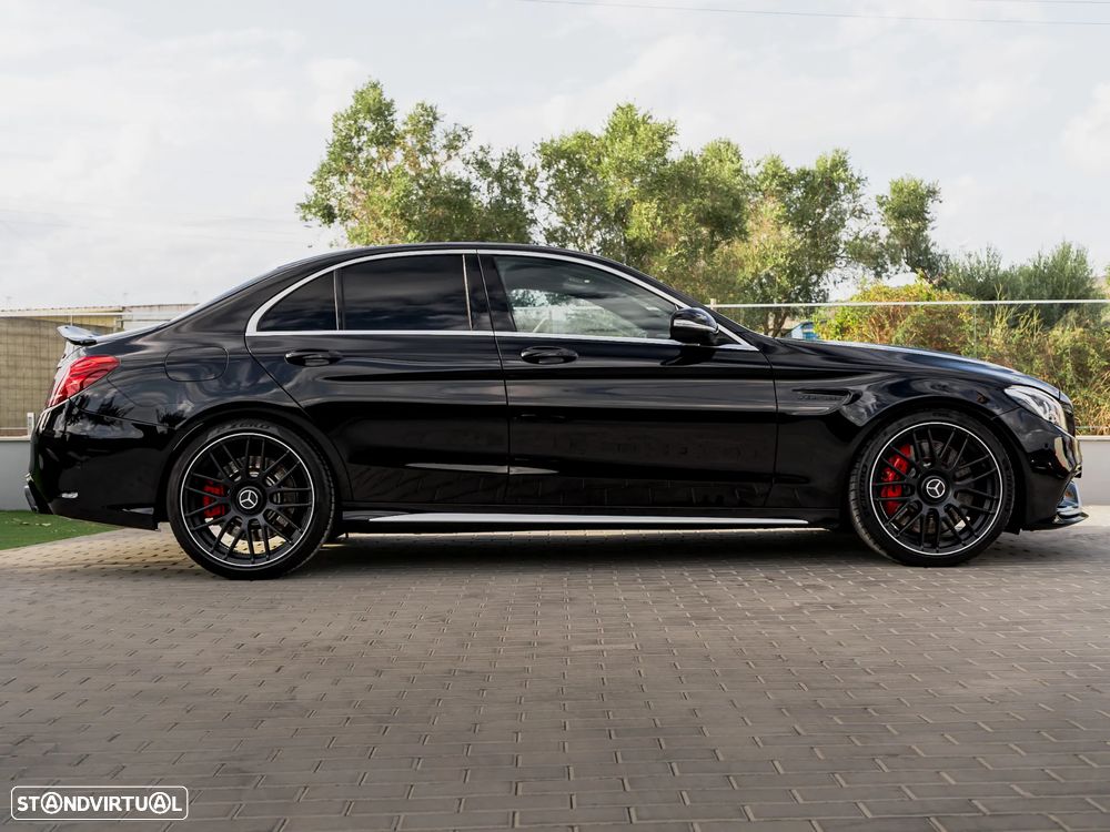 Mercedes-Benz C 63 AMG S - 45