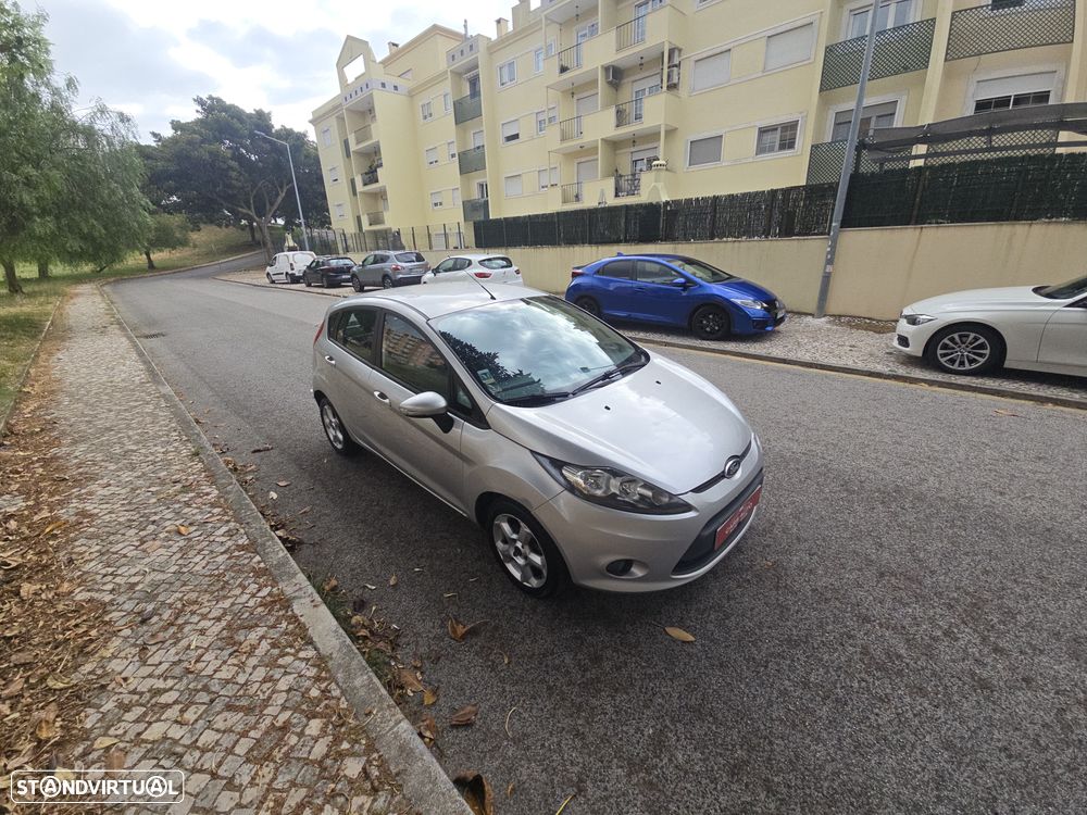 Ford Fiesta - 34
