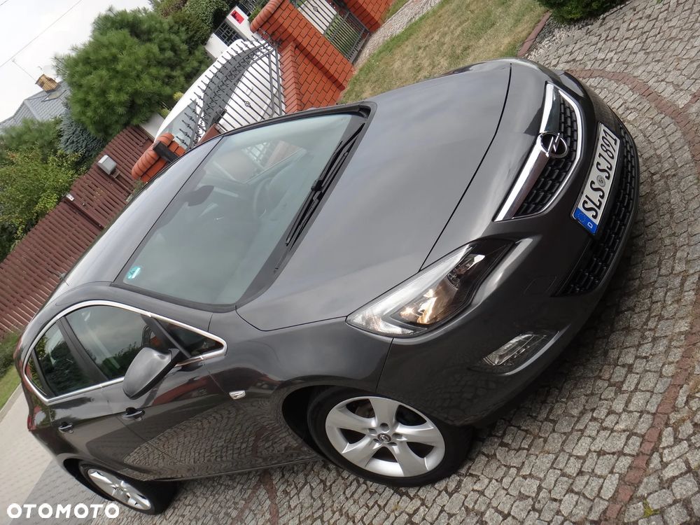 Opel Astra 1.6 Edition Sport - 1