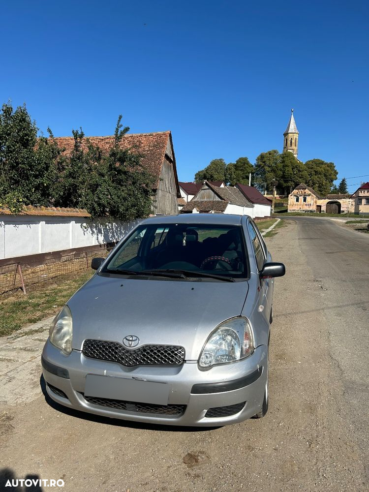 Toyota Yaris - 15