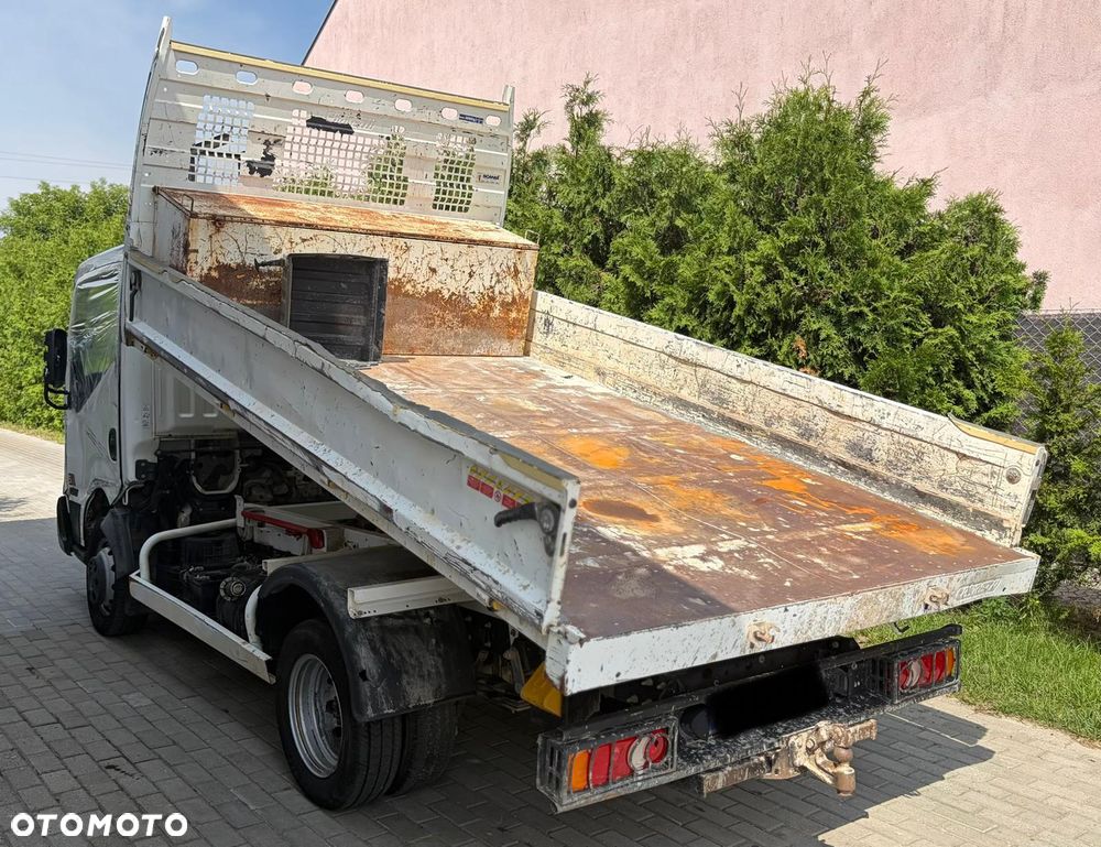 Nissan Cabstar - 11