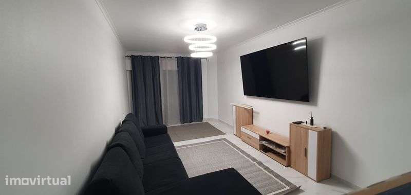 Apartamento T4 Remodelado no centro de tomar 120m² - Grande imagem: 3/7