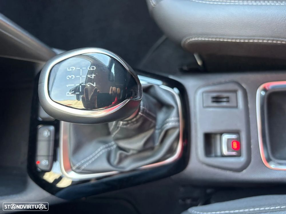 Opel Corsa 1.2 T Edition - 55