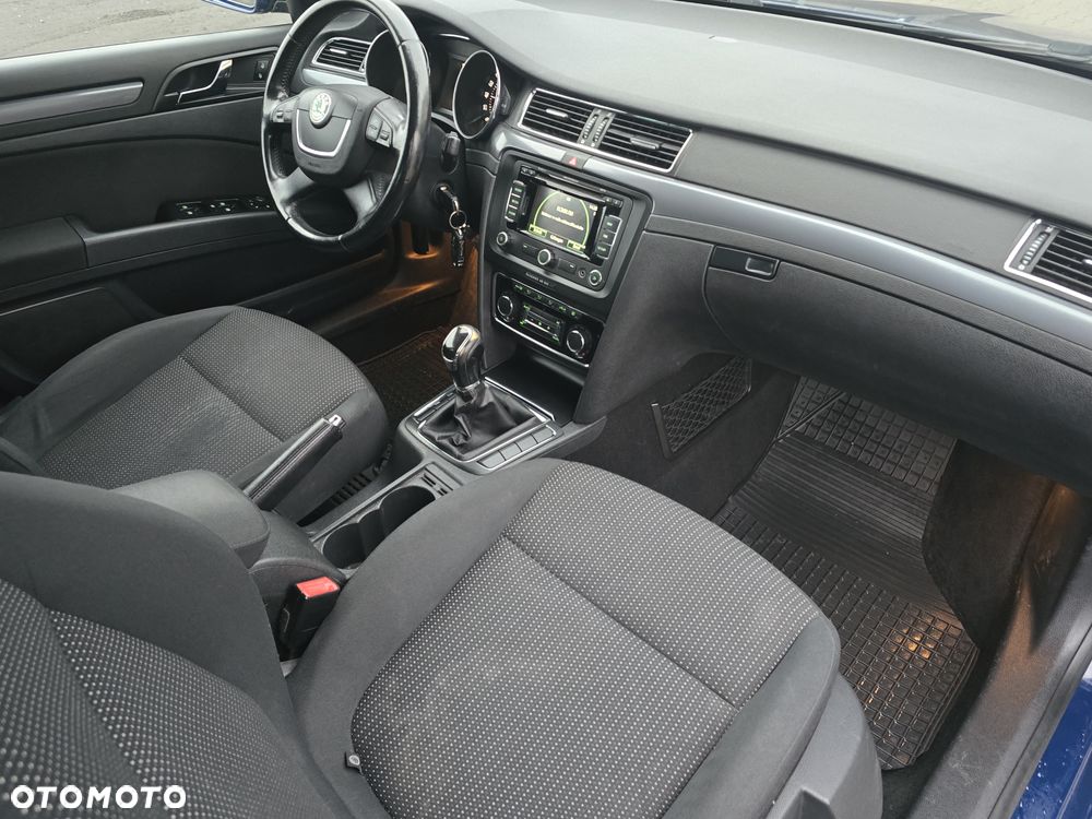 Skoda Superb 1.6 TDI Active Greenline - 20