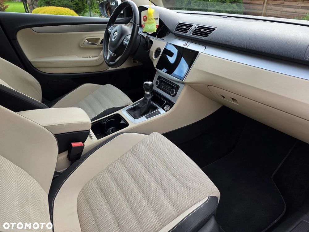Volkswagen CC - 6