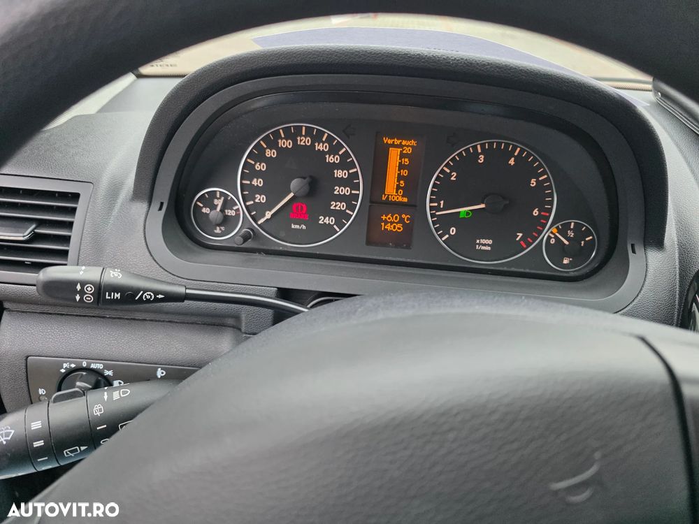 Mercedes-Benz A 160 BlueEFFICIENCY Elegance - 35