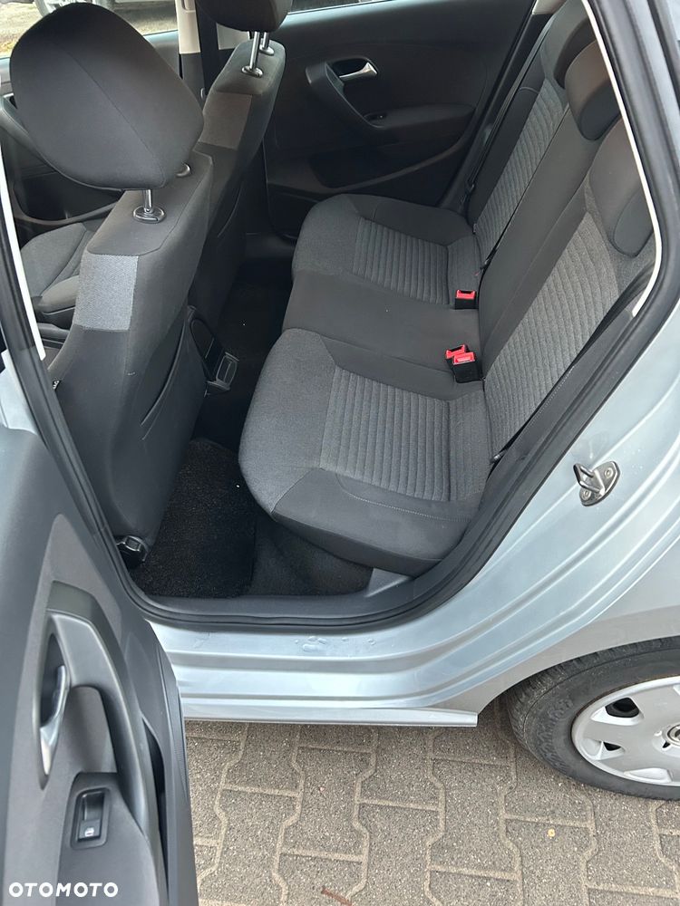 Volkswagen Polo - 9