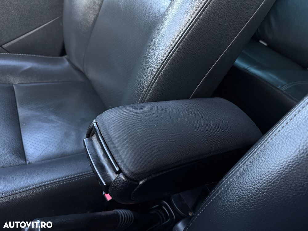 Dacia Duster 1.5 dCi 4x4 Prestige - 15