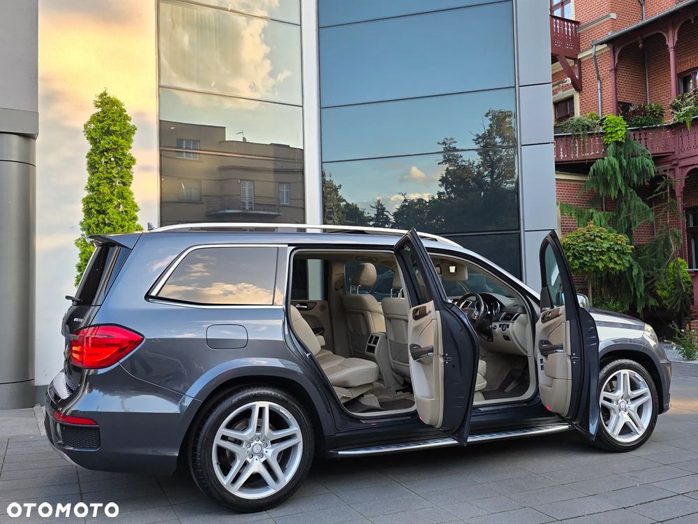 Mercedes-Benz GL 350 CDI DPF 4Matic BlueEFFICIENCY 7G-TRONIC Grand Edition - 4