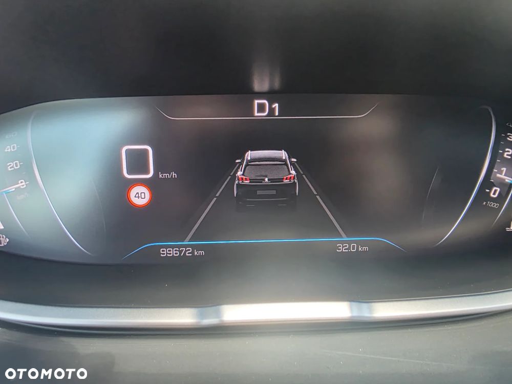 Peugeot 5008 - 32