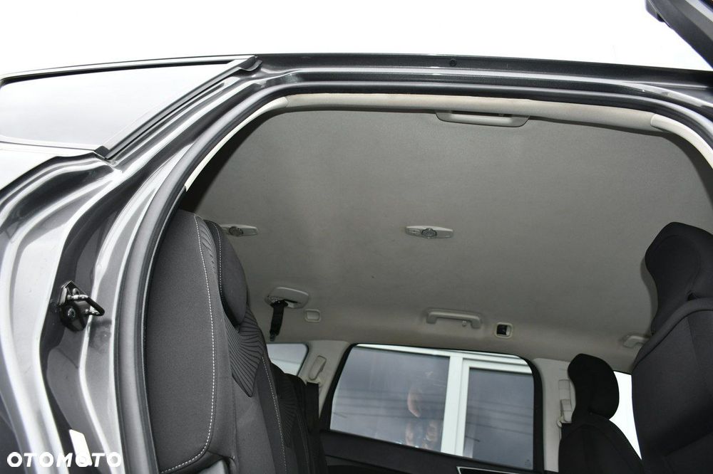 Ford S-Max 2.0 TDCi Trend - 29