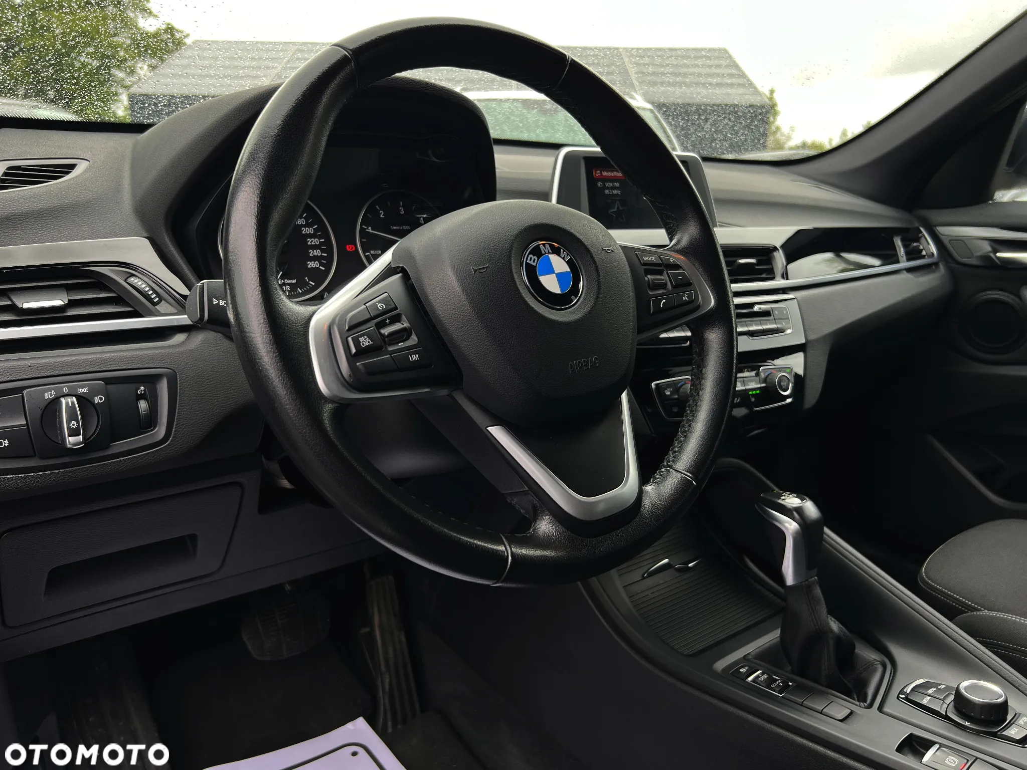 BMW X1 sDrive18d - 18