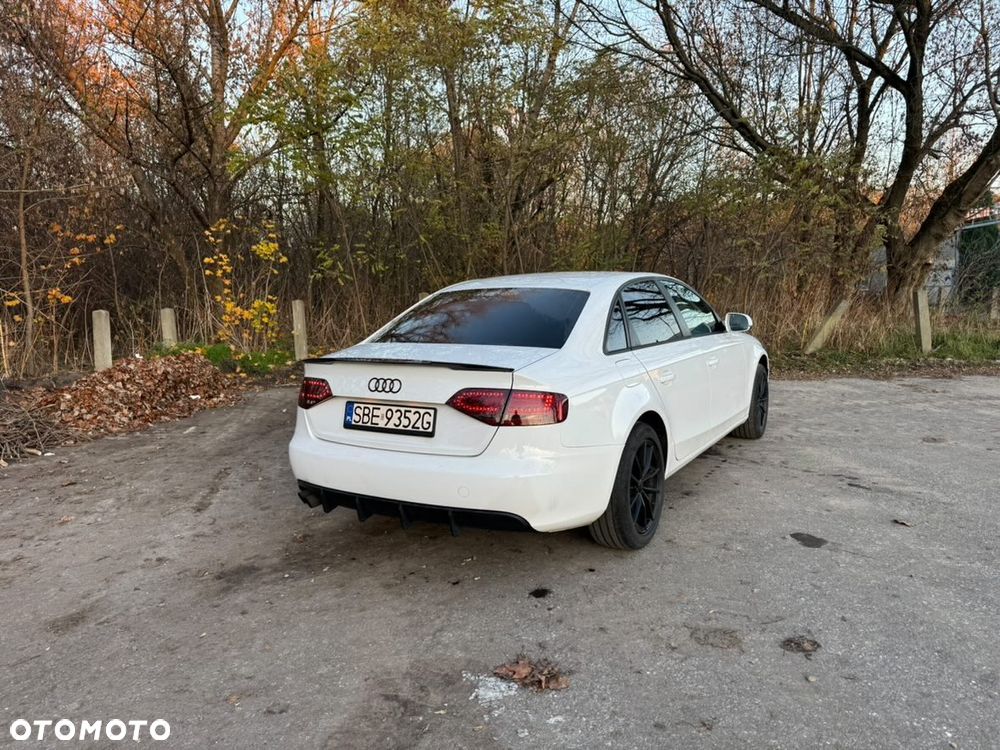 Audi A4 Limousine - 7