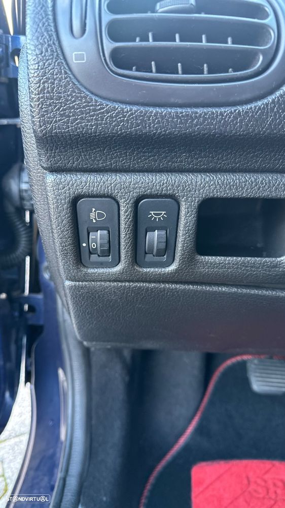 Peugeot 206 1.9 D XT - 20