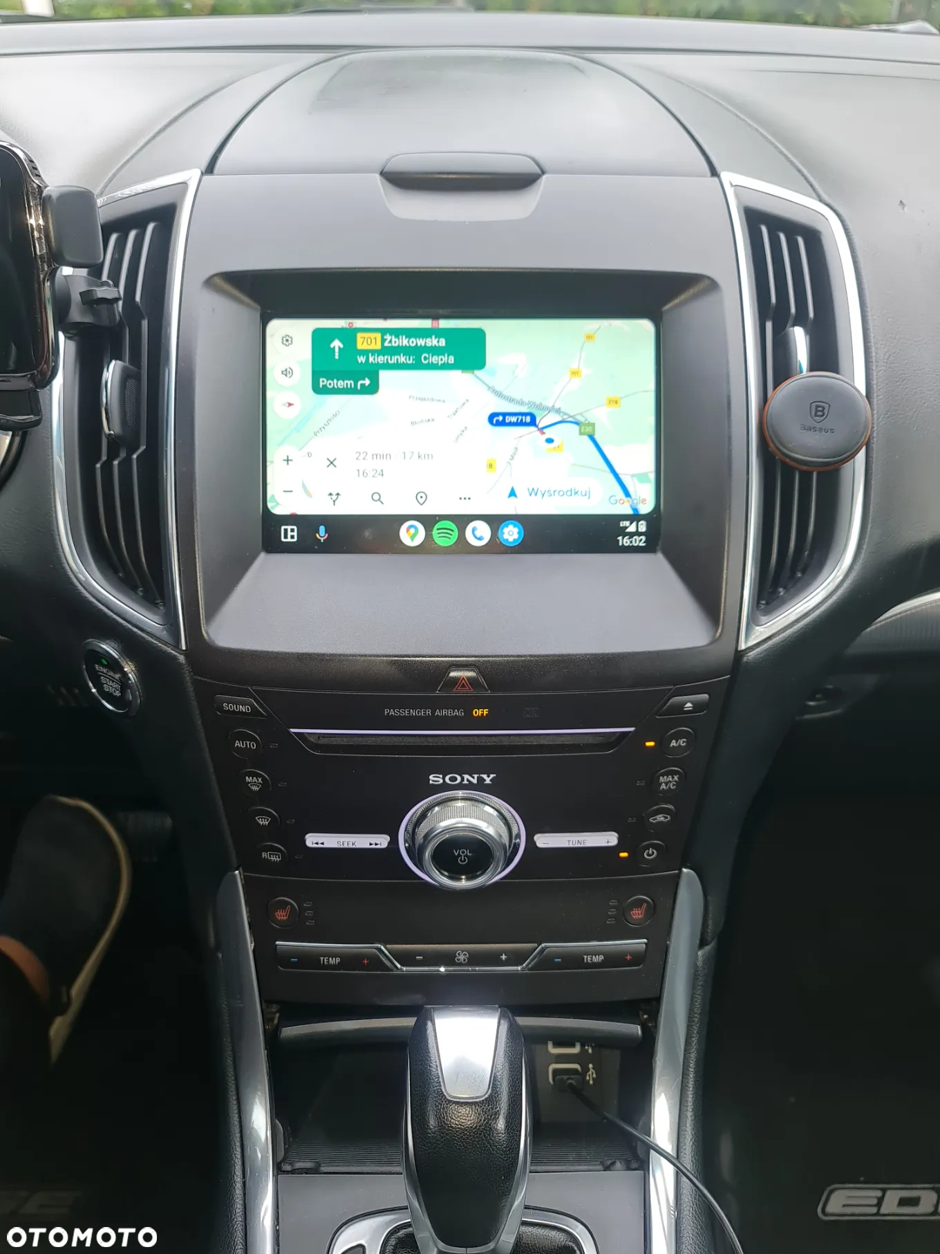 Ford Edge - 13