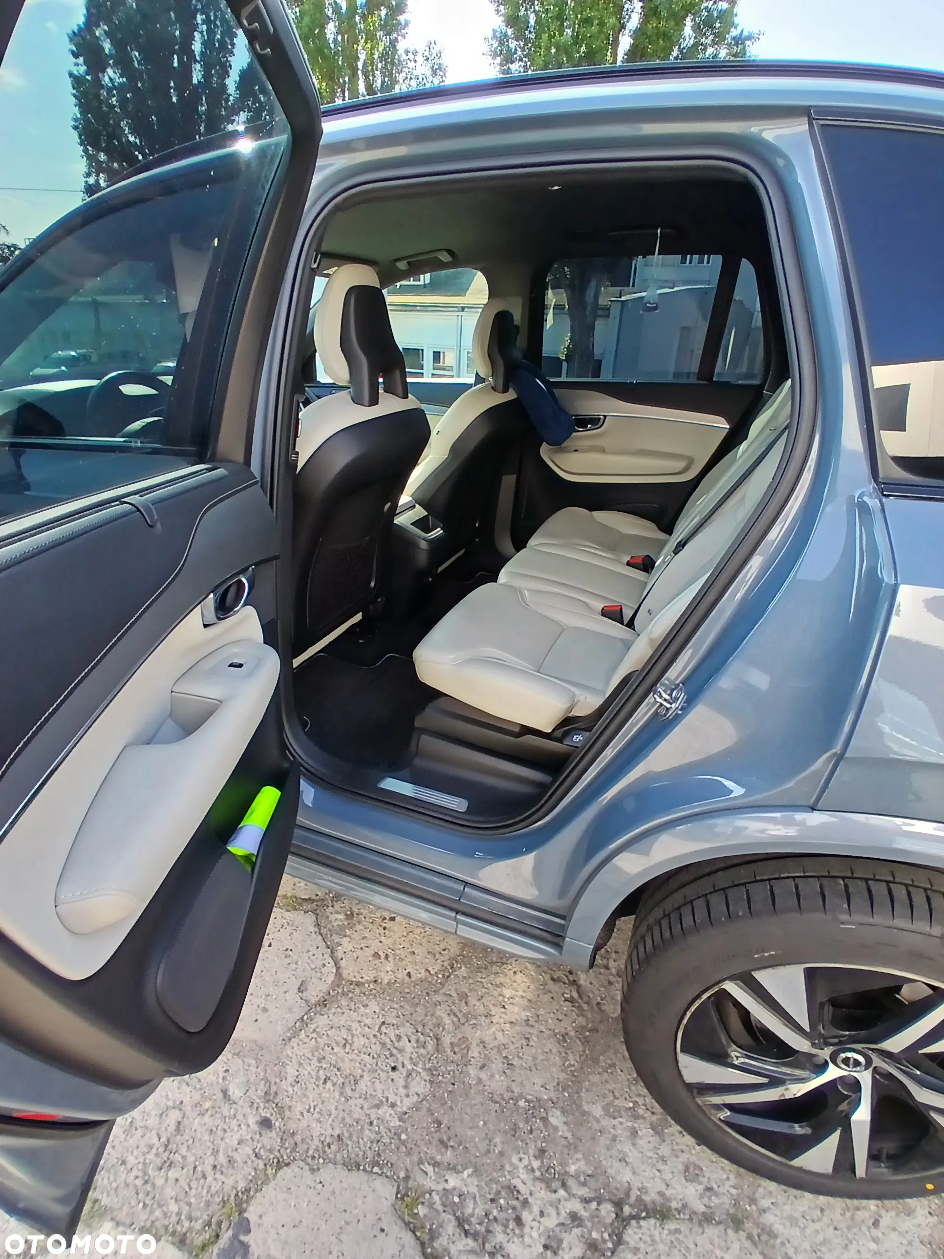 Volvo XC 90 B5 D AWD R-Design - 12
