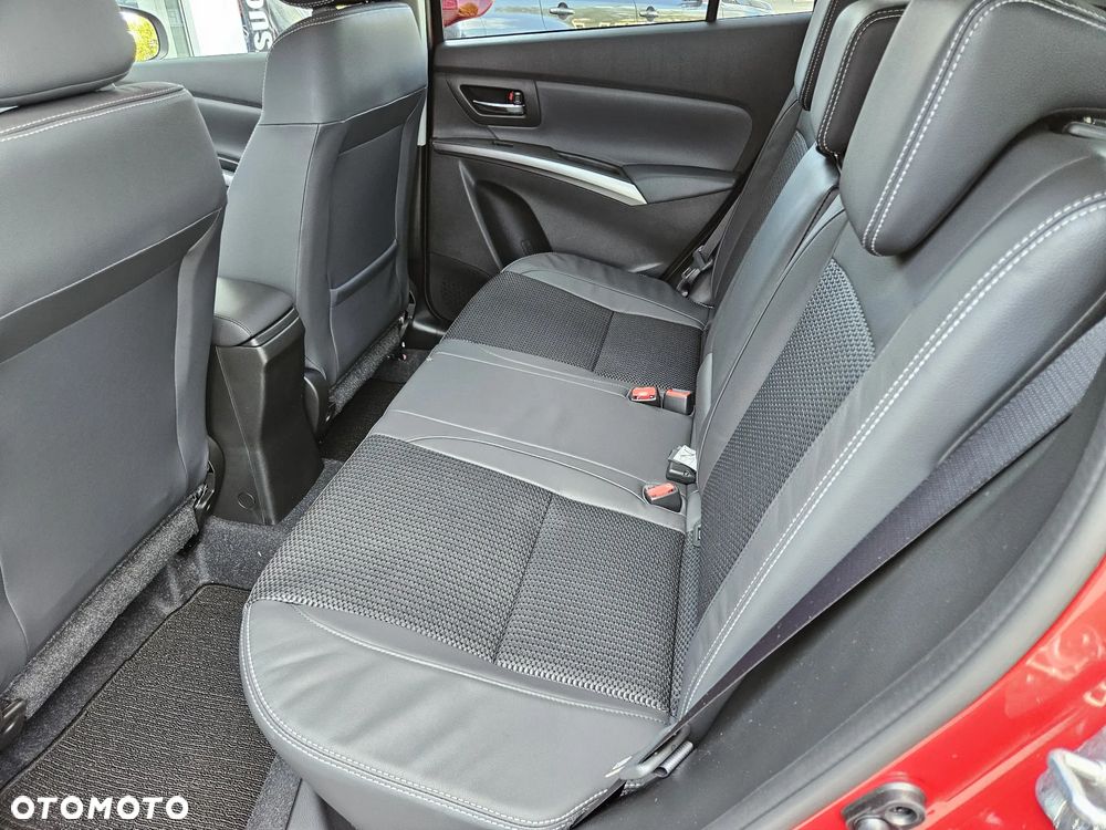 Suzuki SX4 S-Cross ver-1-4-boosterjet-mhev-elegance-sp - 19