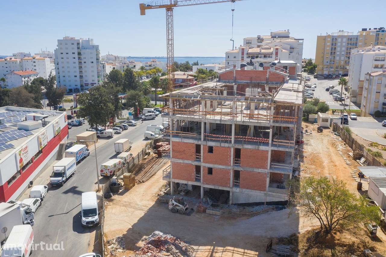 NOVO PROJETO- APARTAMENTOS DE LUXO T3  - COM PISCINA NA COBERTURA, LAG - Grande imagem: 2/8
