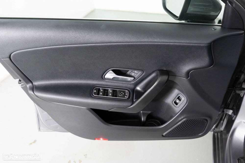 Mercedes-Benz A 250 e Progressive - 19