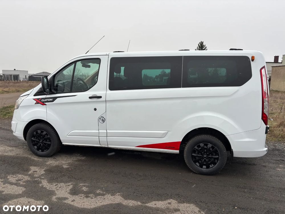 Ford Transit Custom 270 L1H1 Ambiente - 11