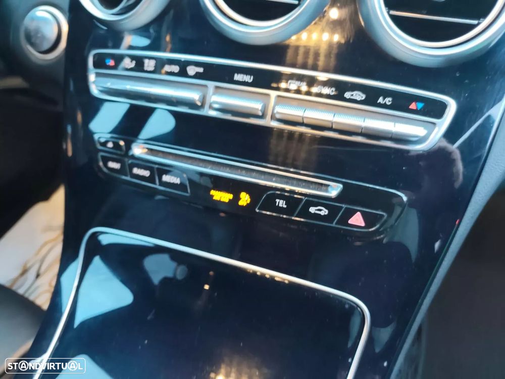 Mercedes-Benz C 220 (BlueTEC) d BlueEFFICIENCY Edition 7G-TRONIC AMG Line - 26