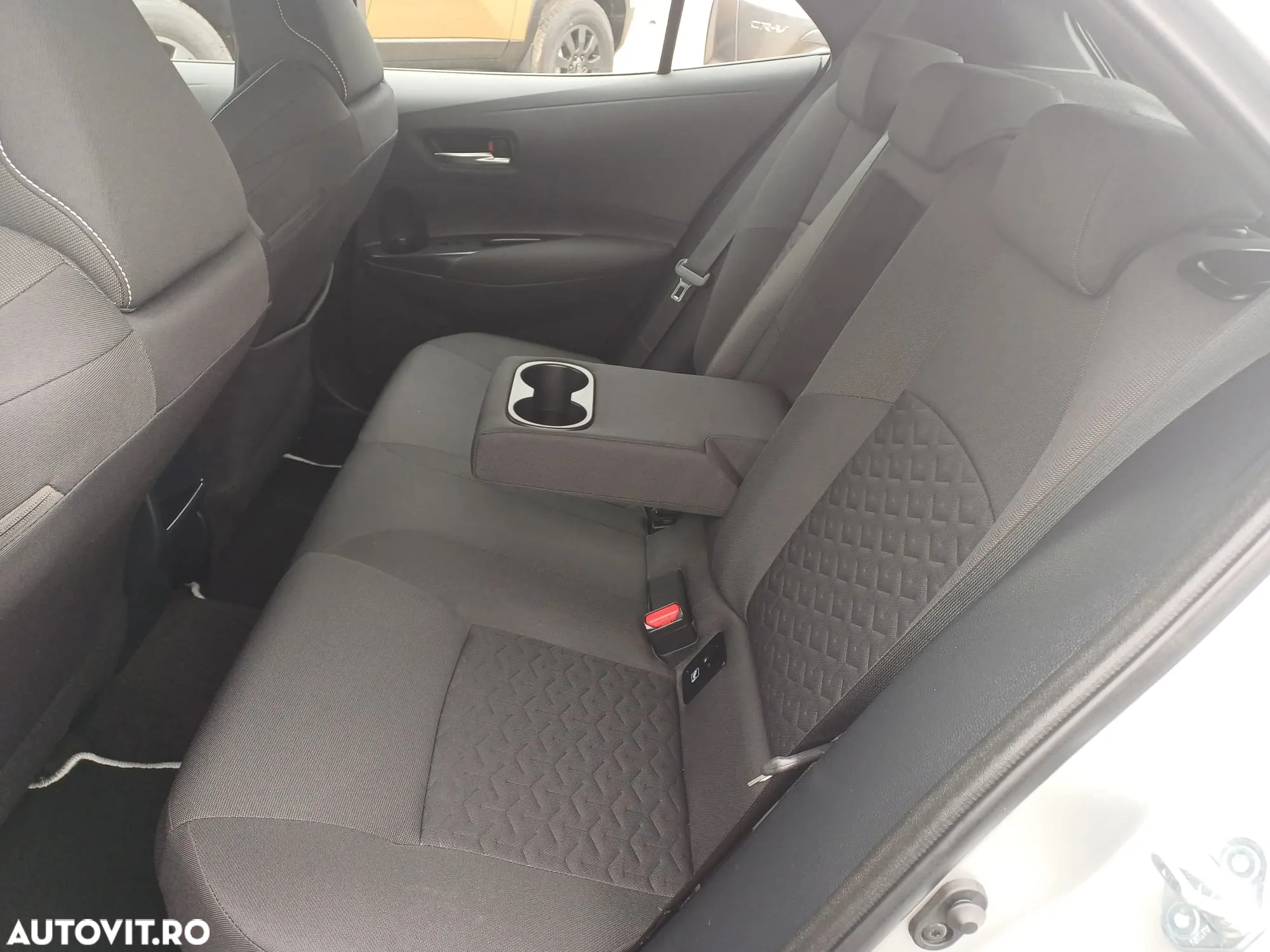 Toyota Corolla 1.8 HSD Dynamic - 7